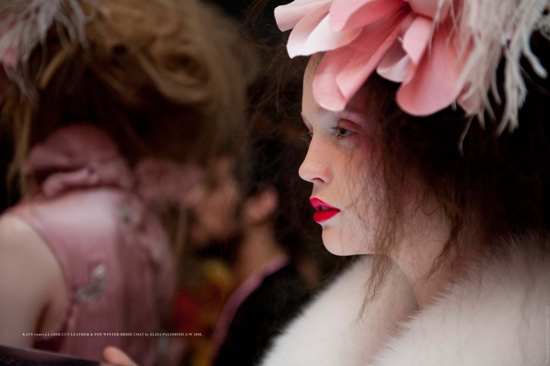 Elisa Palomino, Advertisement Campaigns and Backstage” width=